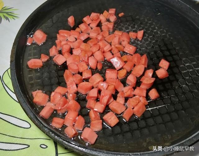 炒三丁怎么做好吃，炒三丁的做法（鲜香开胃又下饭）