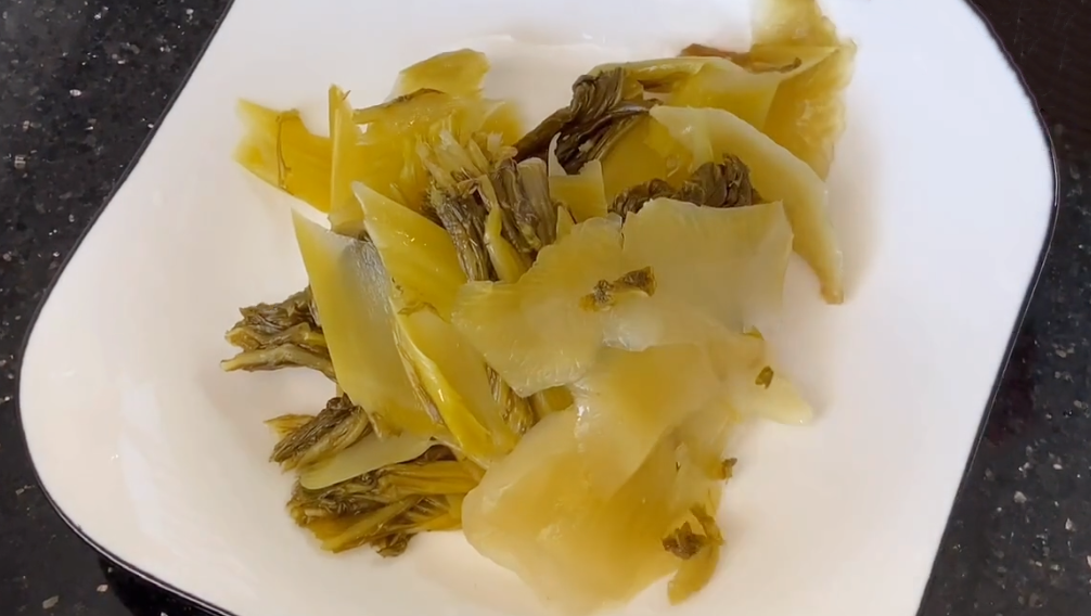 图片[5]-【苦瓜骨头汤】做法步骤图 消暑降火 夏天常吃人更轻松-起舞食谱网