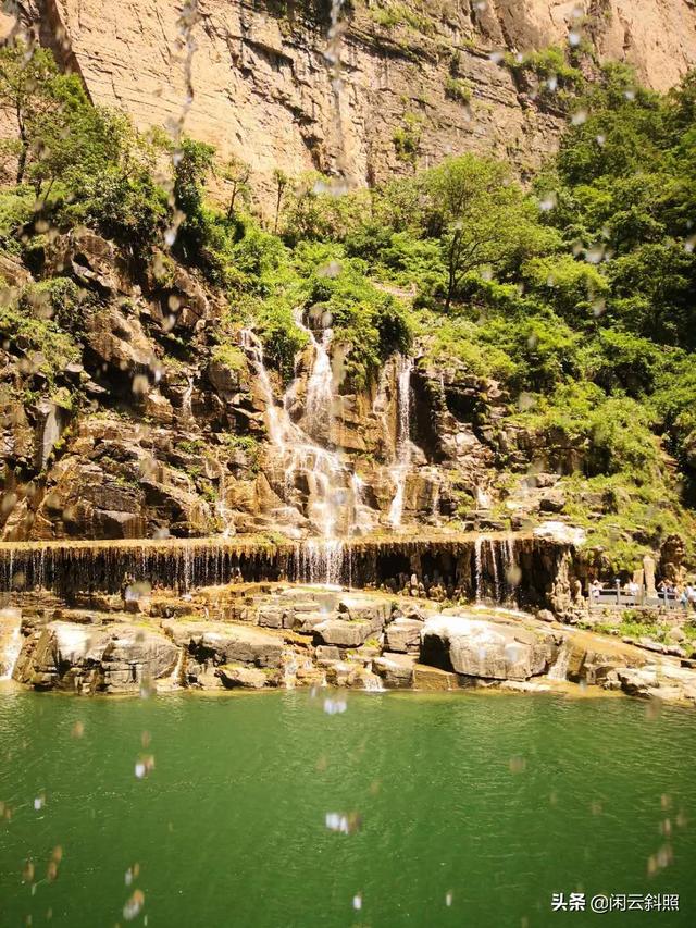 关于彩虹的诗句，关于彩虹的诗句现代诗（七律.水中彩虹<旅途感怀>）
