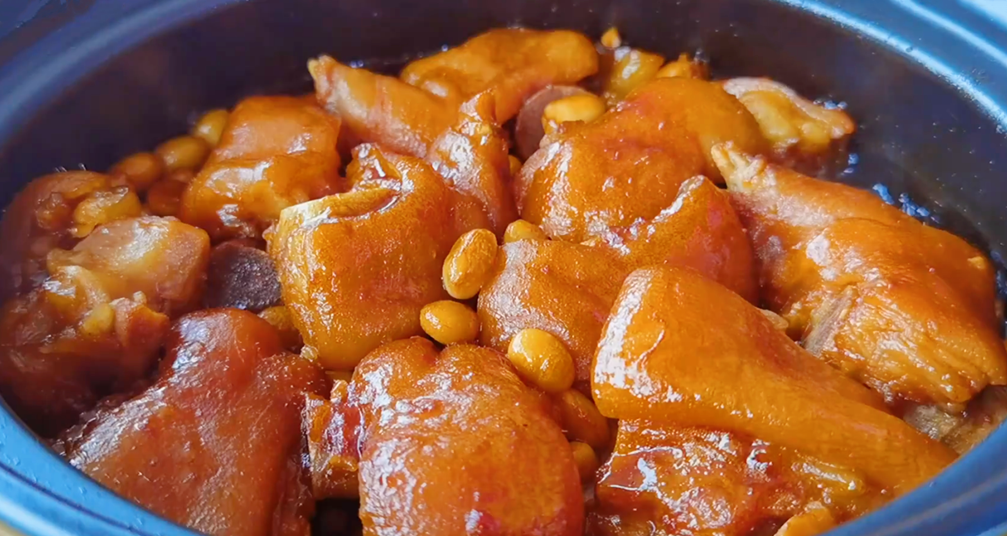 【黃豆燜豬腳】做法步驟圖 教你懶人做法 軟爛入味香而不膩-起舞食譜網