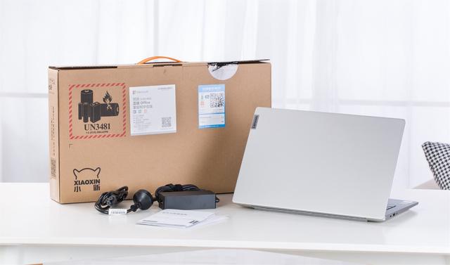 蜡笔小新的声音，抖音蜡笔小新的声音怎么弄的（第十代酷睿处理器加持的金属轻薄本）