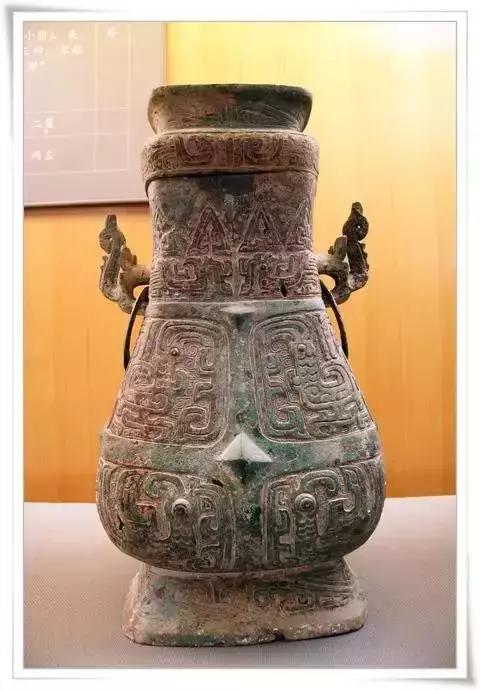 盉是什么器皿，斝是什么器皿（中国古代青铜容器的名称和用途）