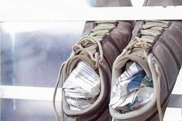 鞋子特别磨脚怎么办，鞋子特别磨脚怎么办小妙招（比你一个劲往脚上贴创可贴要来的容易得多）