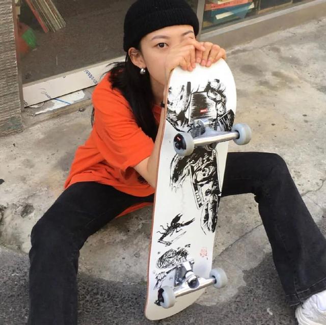 最凉不过人心图片，最凉不过人心，微信头像（也觉得冷可我不会拥抱别人）