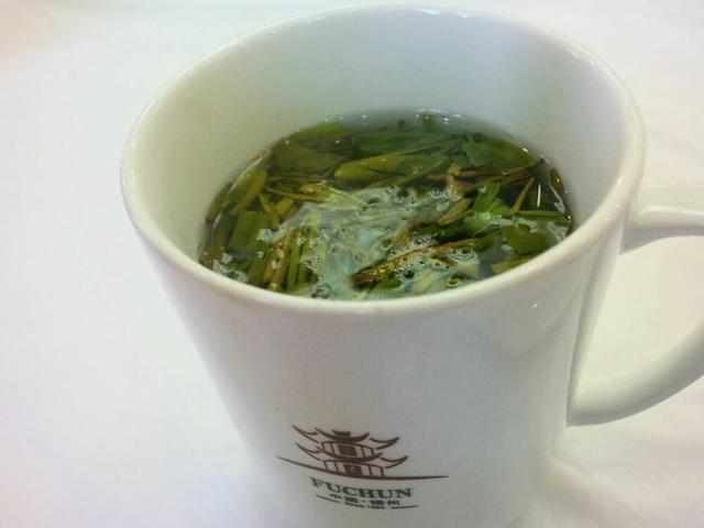 扬州美食有哪些，扬州美食有哪些是用炒,蒸,煎,煮,烧,炖,炸,爆,烤（18家隐藏在扬州的地道好馆子）