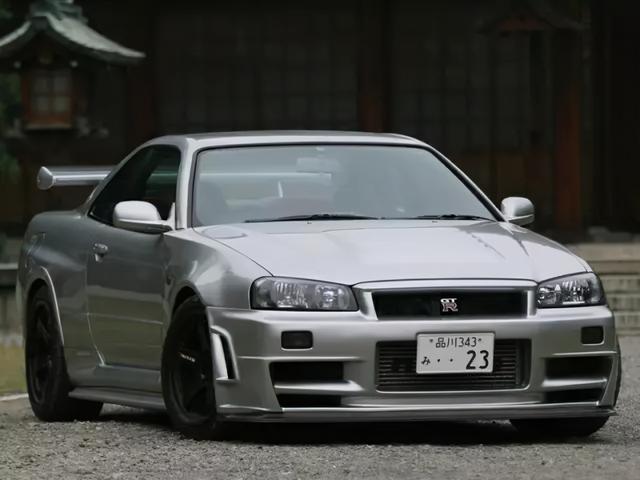 日产skyline，日产skyline在国内叫什么（日产Skyline GT-R）