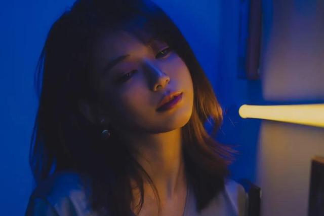 怎么撩喜欢的男生，怎么去撩一个女孩子（如何让一个男生喜欢上你）