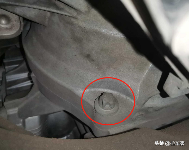 保时捷boxster敞篷跑车多少钱，保时捷最便宜敞篷跑车—Boxster（花38万买辆7手豪车保时捷Boxster值不值）