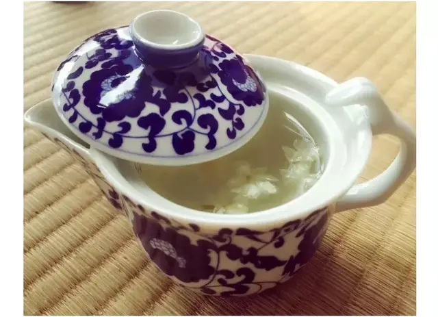 茉莉花的功效，茉莉花的功效与作用泡水喝的功效（因为它气机清灵啊）