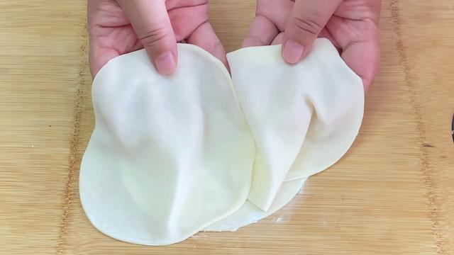 最简单的早餐做法大全，100种简单早餐做法大全[做法大全]（这6道早餐手不用碰面）