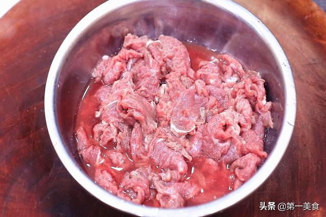 牛肉怎么炒嫩又好吃又简单，牛肉怎么炒好吃又嫩（千万别用盐和料酒腌）