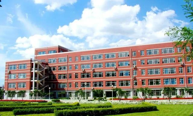 东北师范大学人文学院能三本升二本吗，东北师范大学人文学院是全日制本科学校国家承认吗（<二>东北师范大学人文学院）