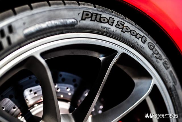 车尾ssc是什么车，汽车ss是什么车（SSC刷新世界最快量产车记录）