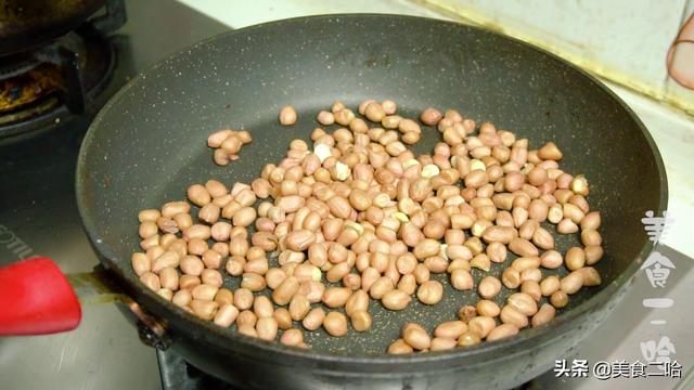 糖稀是什么，玉米糖稀是什么（北方过年都会做的糖果）