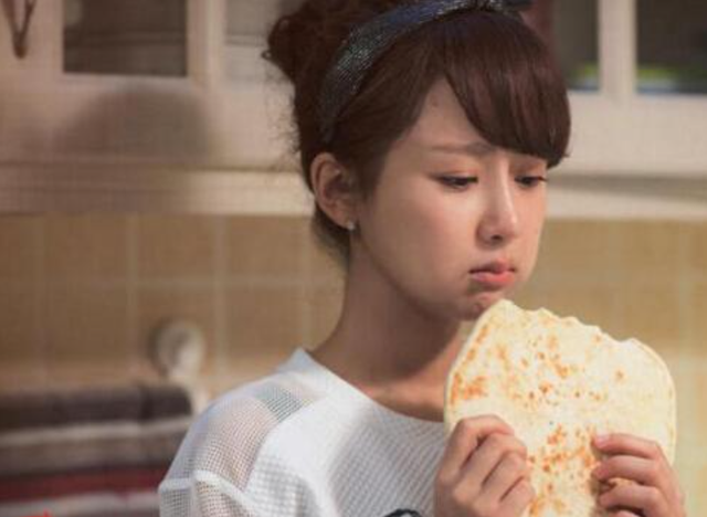 长寿面图片 真实，长寿面图片（46岁佘诗曼现身街边小吃店）