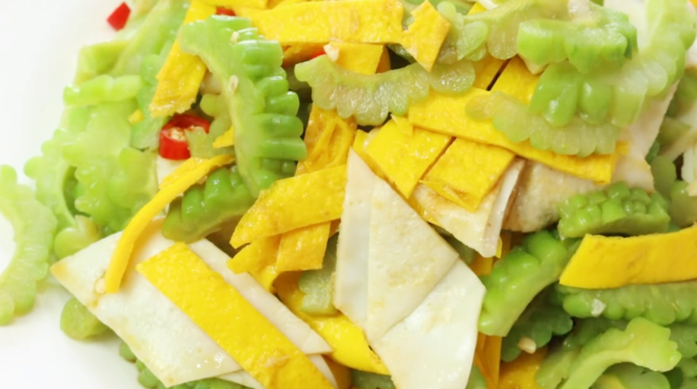 【涼拌苦瓜雞蛋】做法步驟圖 低脂少油更健康 我們家1周吃3次-起舞食譜網