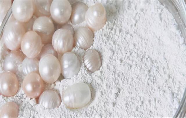 牛奶珍珠粉面膜，牛奶珍珠粉面膜的制作方法（珍珠粉的功效与作用）