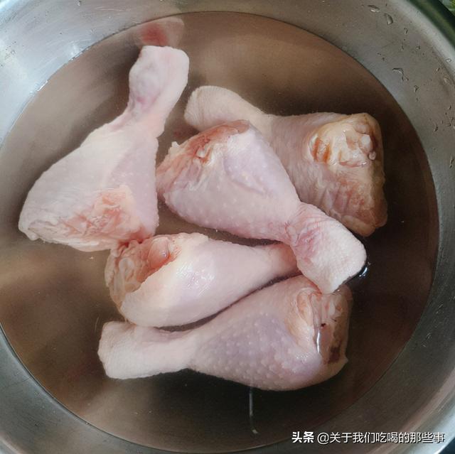 腊鸡，想要咸香入骨还不腥（腊鸡子里面炖什么好吃）