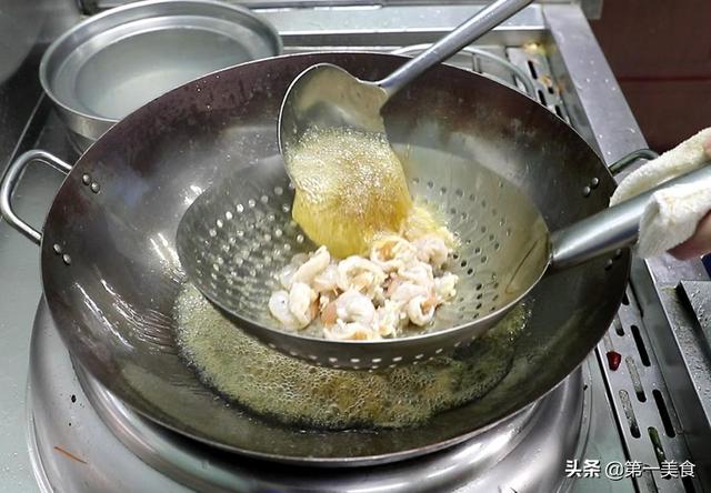 大虾怎么炒好吃，大虾怎么炒好吃又简单的做法（想吃虾不用再去饭店了）