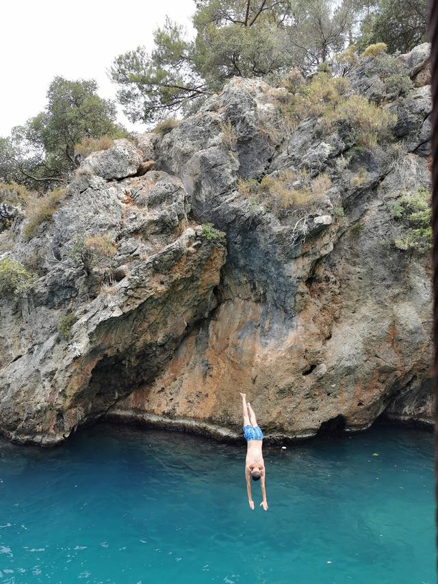 Diviner(占卜者)网名，Diviner(占卜者)微信昵称（环游土耳其<21>）