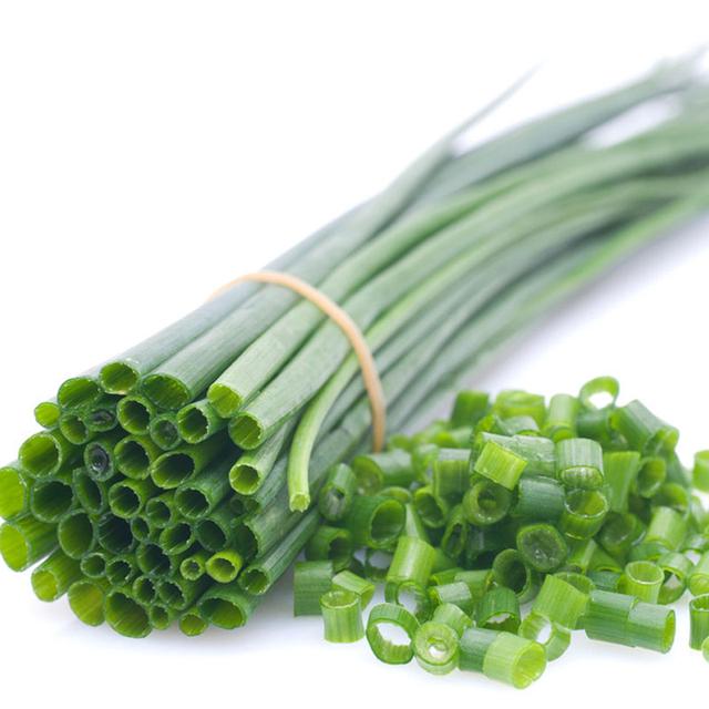 四季小香葱的种植方法，四季小香葱的种植方法视频（农户种植小香葱）