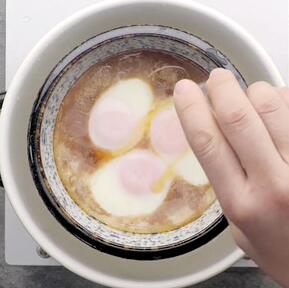 图片[4]-【酱油蒸全蛋】做法步骤图 营养翻倍 你一定没吃过！-起舞食谱网