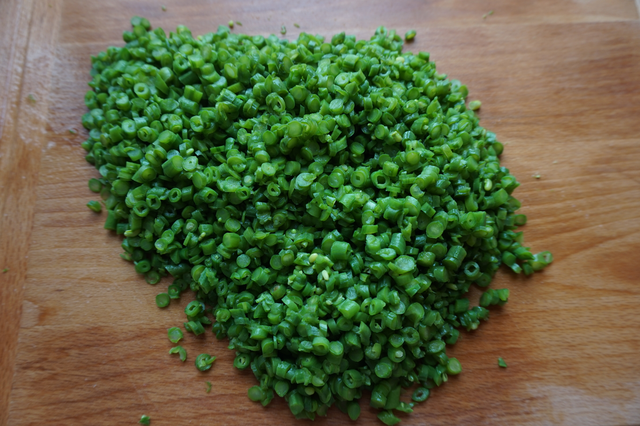 豆角肉馅饺子怎么调馅，豆角素馅饺子怎么调馅（大肉馅饺子怎么调馅）