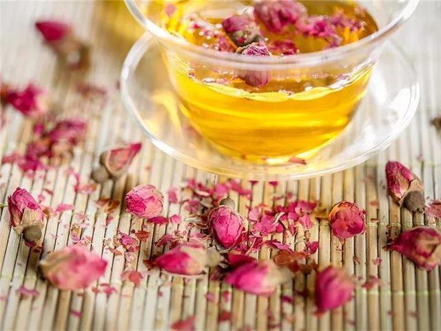 不锈钢盆可以放烤箱吗，烤箱里可以放不锈钢盆吗（10种花最养人）