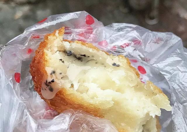 酸奶麻花能放多久 武汉粮道街酸奶大麻花哪个味道最好吃，酸奶麻花能放多久（我们翻遍了武汉的12条街）