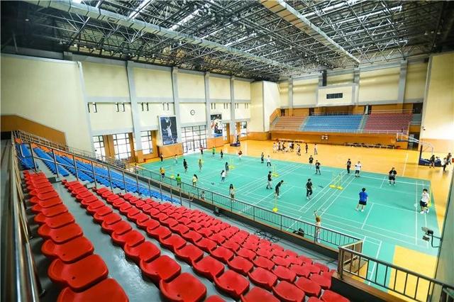 首都师范大学科德学院学费，北京科德学院属于几本（原来它才是国内学费最贵的艺术院校）