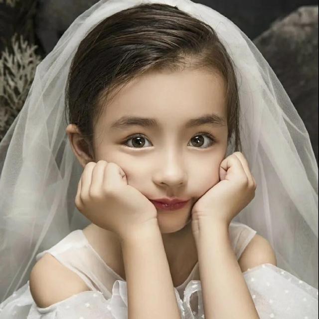 五行缺金的女虎宝宝叫什么名字好，2022虎宝宝缺金女孩取名（小孩子五行缺金取名字能量满满复古浪漫-可爱点）