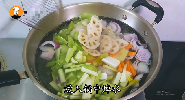 麻辣香锅的配料，想吃麻辣香锅不用去饭店了