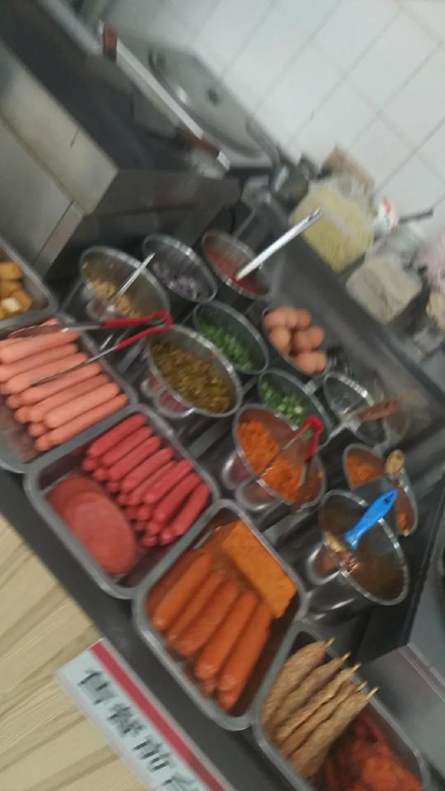 河北青年干部学院，河北青年管理干部学院专业设置有哪些（画家孙邦潇河北青年管理干部学院）