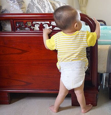 光脚养生的好处，光脚养生的好处与坏处（光脚体验成长好处多）