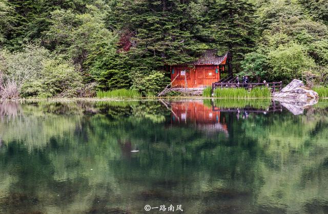 康定海拔多少米，新都桥海拔是多少米（当地人连风扇都很少开）