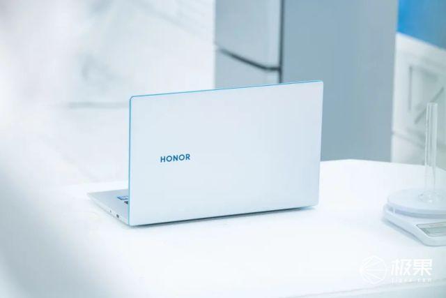 如何开启电脑防蓝光护眼呢，电脑如何关闭防蓝光护眼（我们把实验搬去了“太空”）