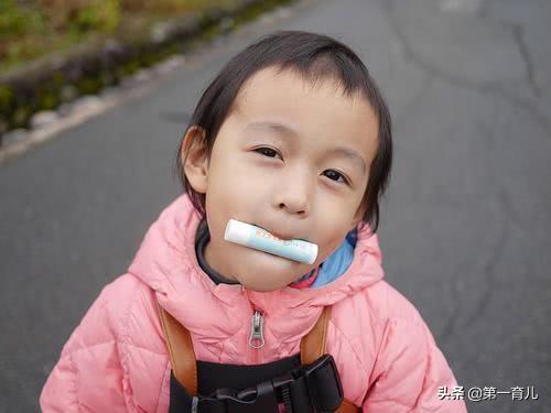 14款儿童唇膏中，喜宝、迪士尼、美宝莲儿童唇膏检出可能致癌物