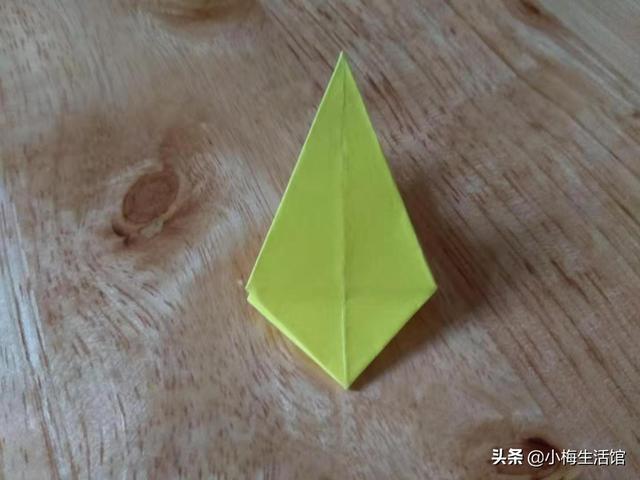 千纸鹤的折法图解，千纸鹤折法图解（小时候学的千纸鹤你还会折吗）