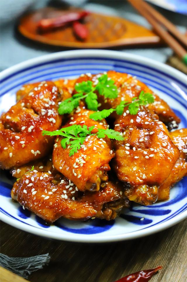 雪碧鸡翅的做法，雪碧鸡翅的做法视频（教你网红做法）