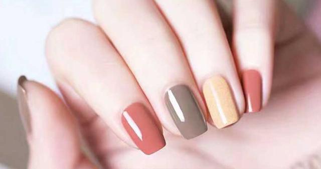 指甲油哪些颜色比较好看，指甲油哪些颜色比较好看图片（这几个颜色显白不踩雷）