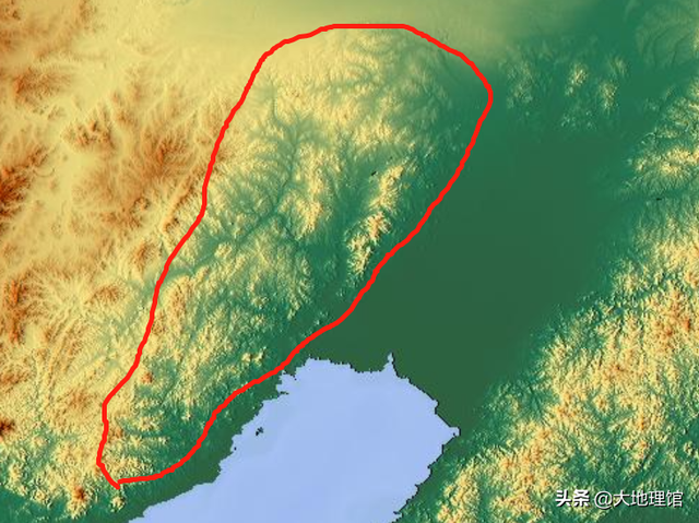 东南丘陵包括哪几个丘陵，东南丘陵包括哪几个丘陵之一（看中国14大丘陵分布）