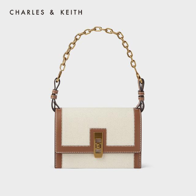 elle包包是什么档次，elle包包属于什么档次（初春必买的几款包包）