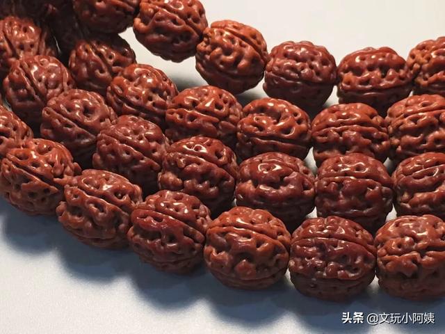 十大奢侈品手链经典款，奢侈品牌手链排行榜（文玩圈八大奢侈品，土豪必备）