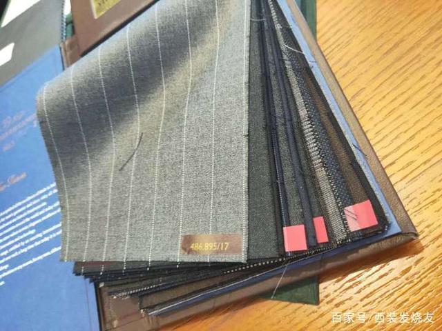 苏州哪里做定做西服知名啊，苏州卖西服的地方（怎么辨别苏州西装定制店的好坏）