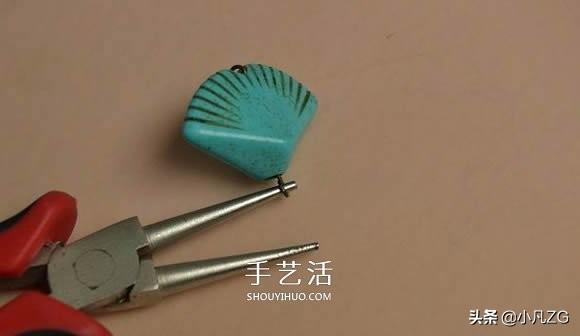 如何做贝壳饰品，如何做贝壳手工艺品（复古风格绿松石贝壳耳环的DIY制作图解教程）