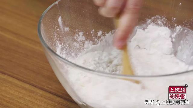 做广式肠粉的步骤，广式肠粉怎么做好吃窍门（广式肠粉在家自己做）