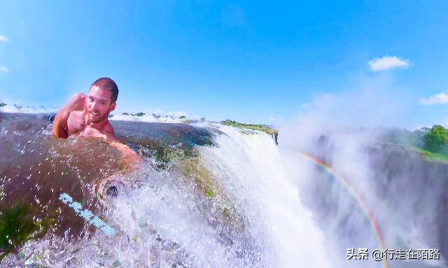 维多利亚大瀑布，维多利亚瀑布（平均每秒935吨流量）