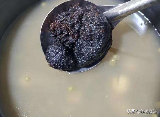 绿豆莲子汤的功效，常喝绿豆汤的好处和坏处（夏天常喝这碗汤）