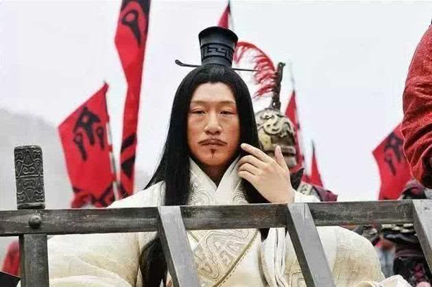 孙膑大破庞涓致其自杀的战役是，孙膑在什么地方伏击庞涓让他兵败自刎（孙膑被师兄庞涓砍去膝盖骨）