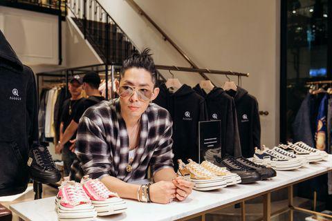 f4演的电视剧，流星花园f4成员名字（有人任由豪宅变废墟）